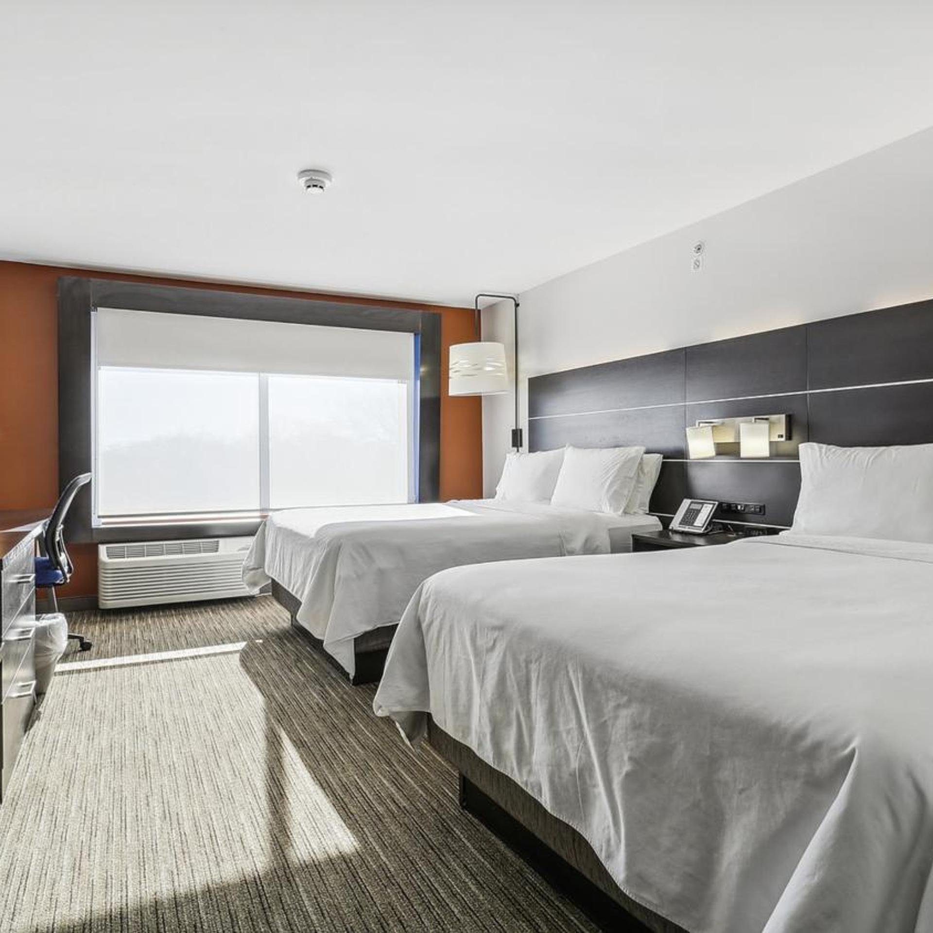 hol inn exp and suites bensenville ohare