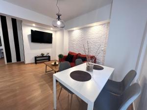 athens way apartments