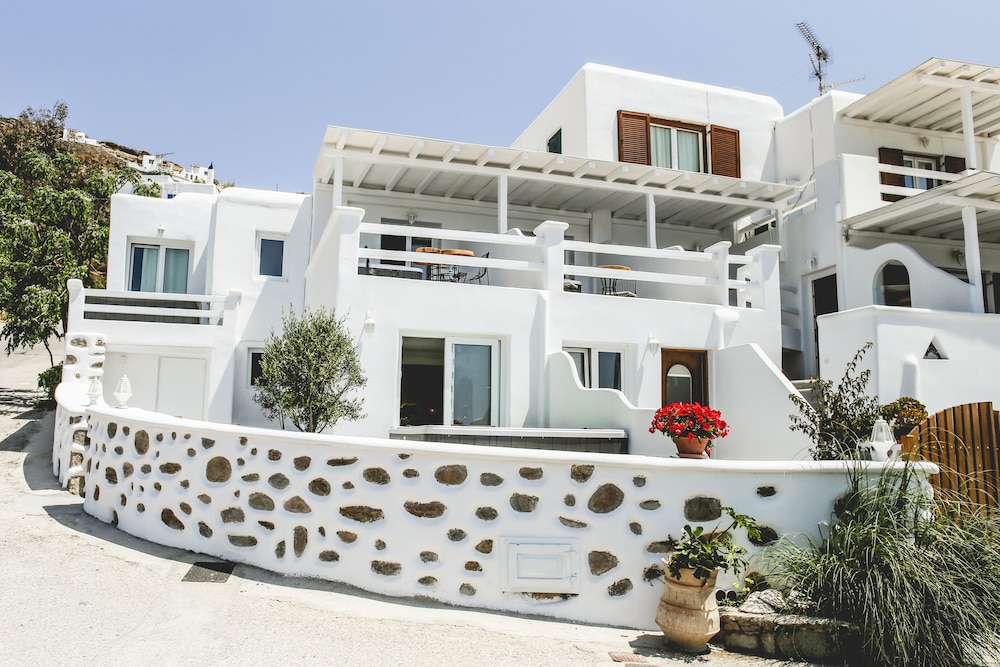 villa elina suites and more