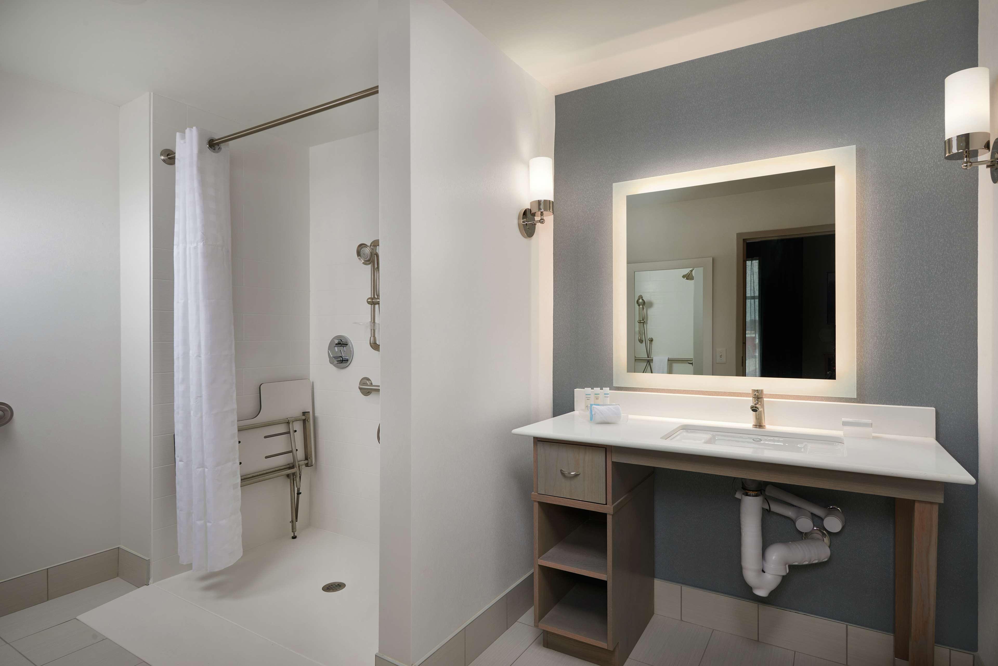 homewood suites by hilton cincinnati midtown oh