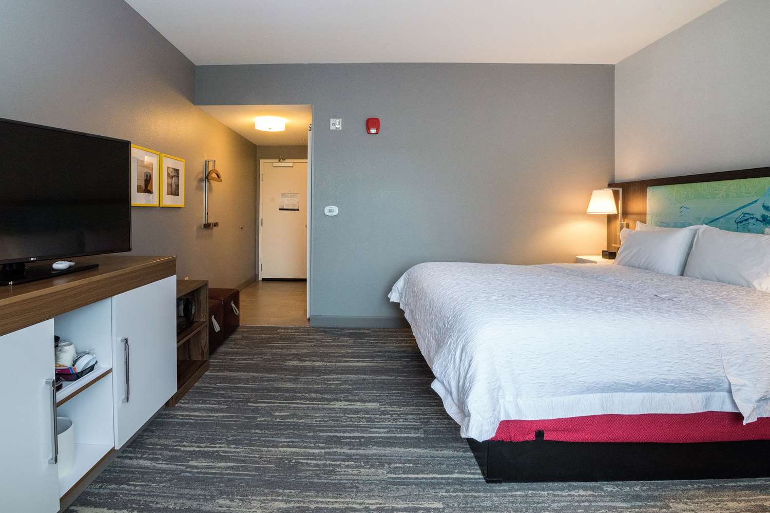 hampton inn and suites allen park