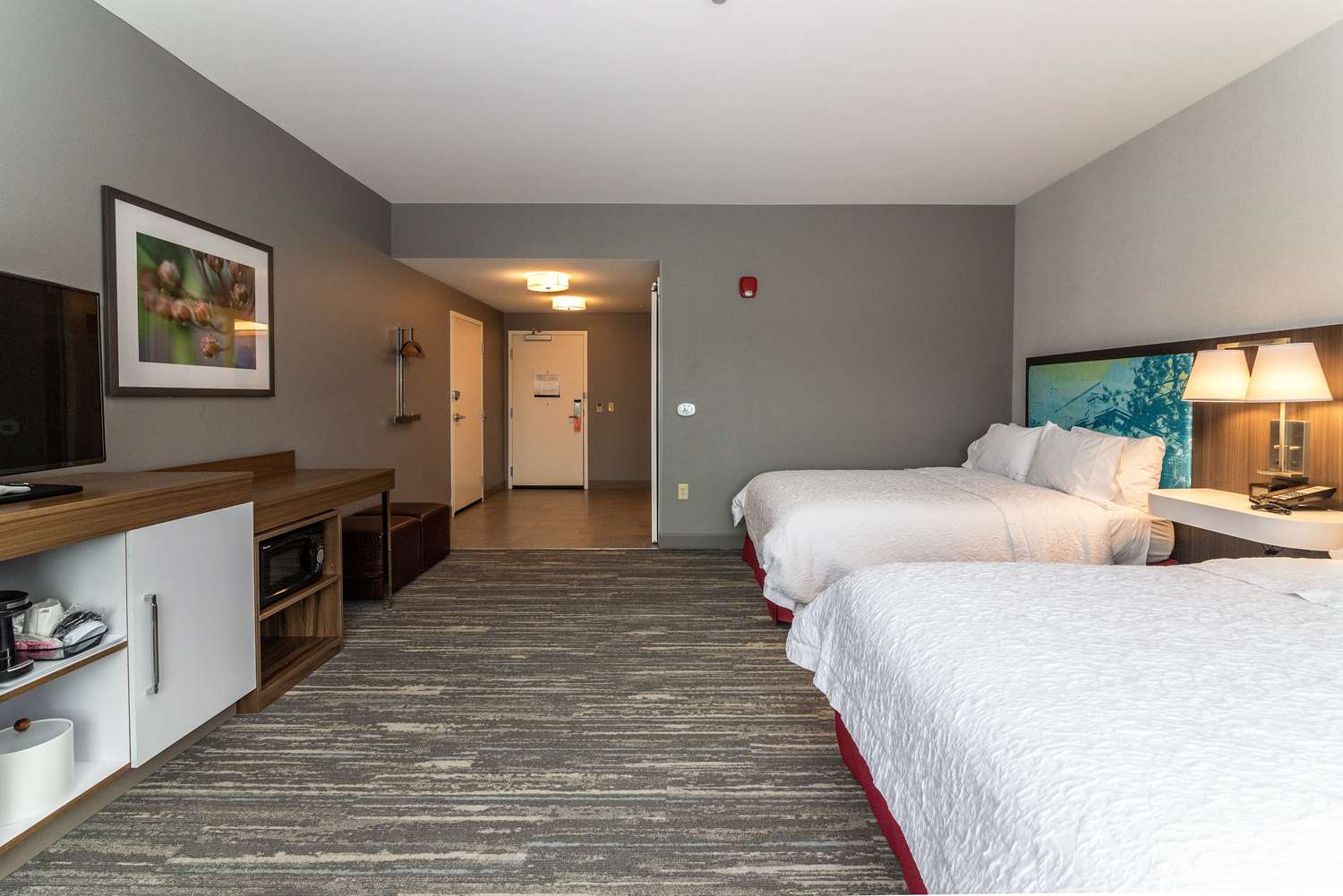 hampton inn and suites allen park