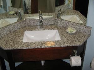 the hotel dayton south