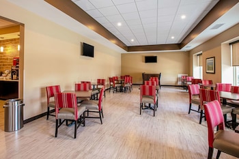 comfort suites fishkill near interstate 84