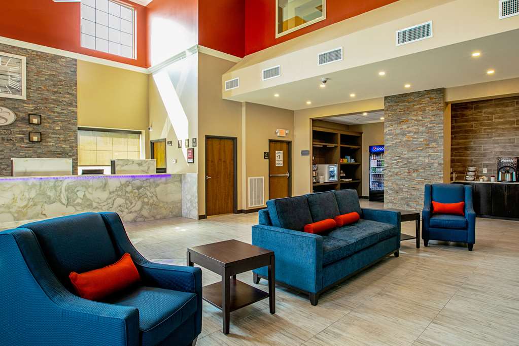 comfort suites fishkill near interstate 84