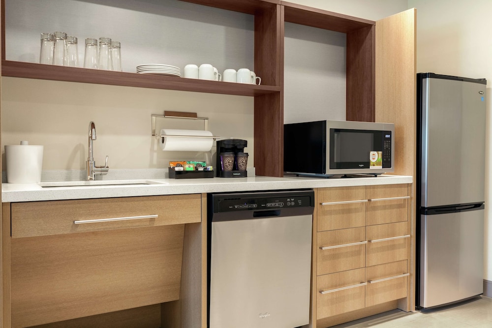 home2 suites by hilton sarasota bradenton airport fl