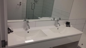 stopforths premium accommodation