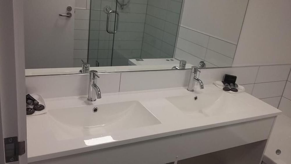 stopforths premium accommodation