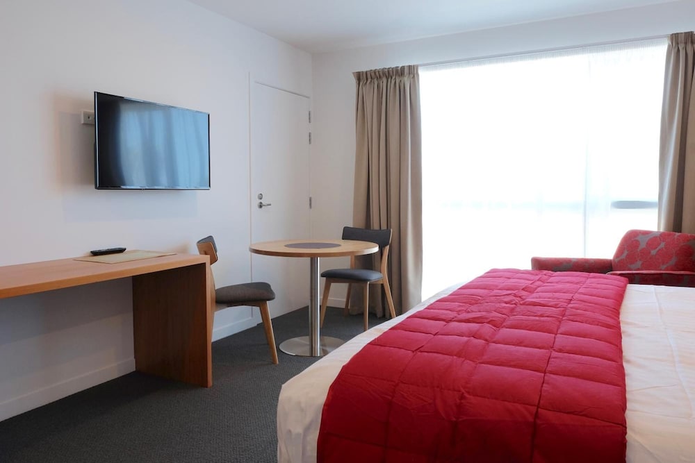 stopforths premium accommodation