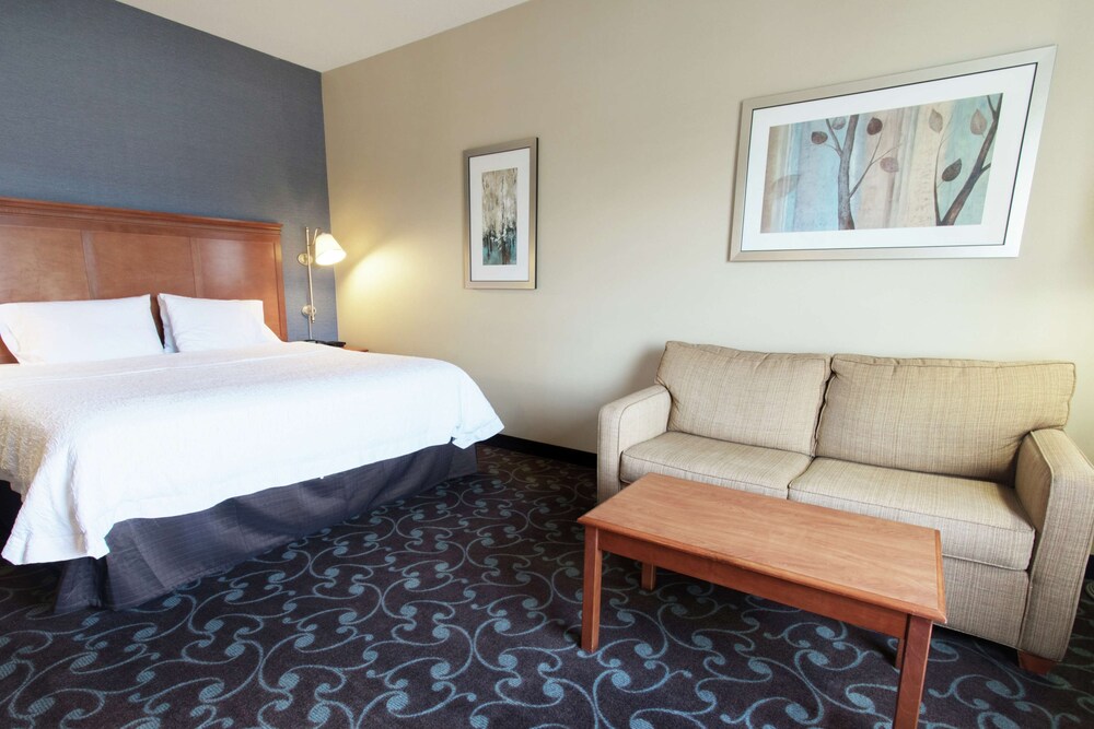 hampton inn and suites chicago deer park