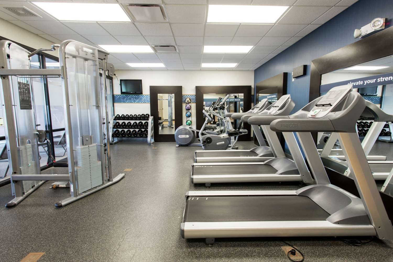 hampton inn and suites chicago deer park