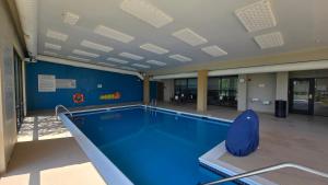 hampton inn and suites chicago deer park