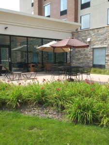 hampton inn and suites chicago deer park