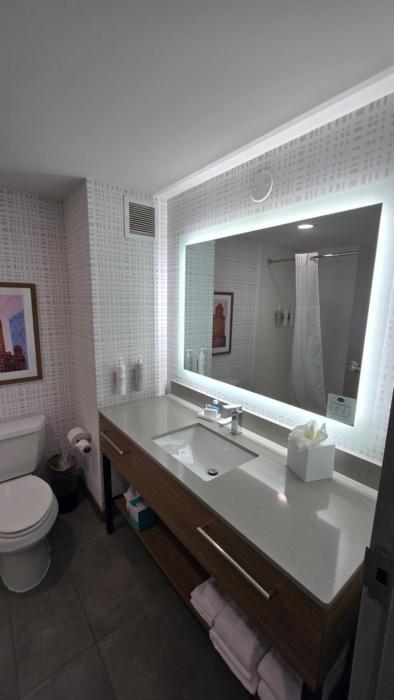 hampton inn and suites chicago deer park