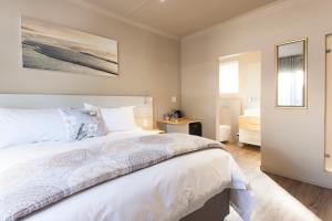 the hill boutique bed and breakfast