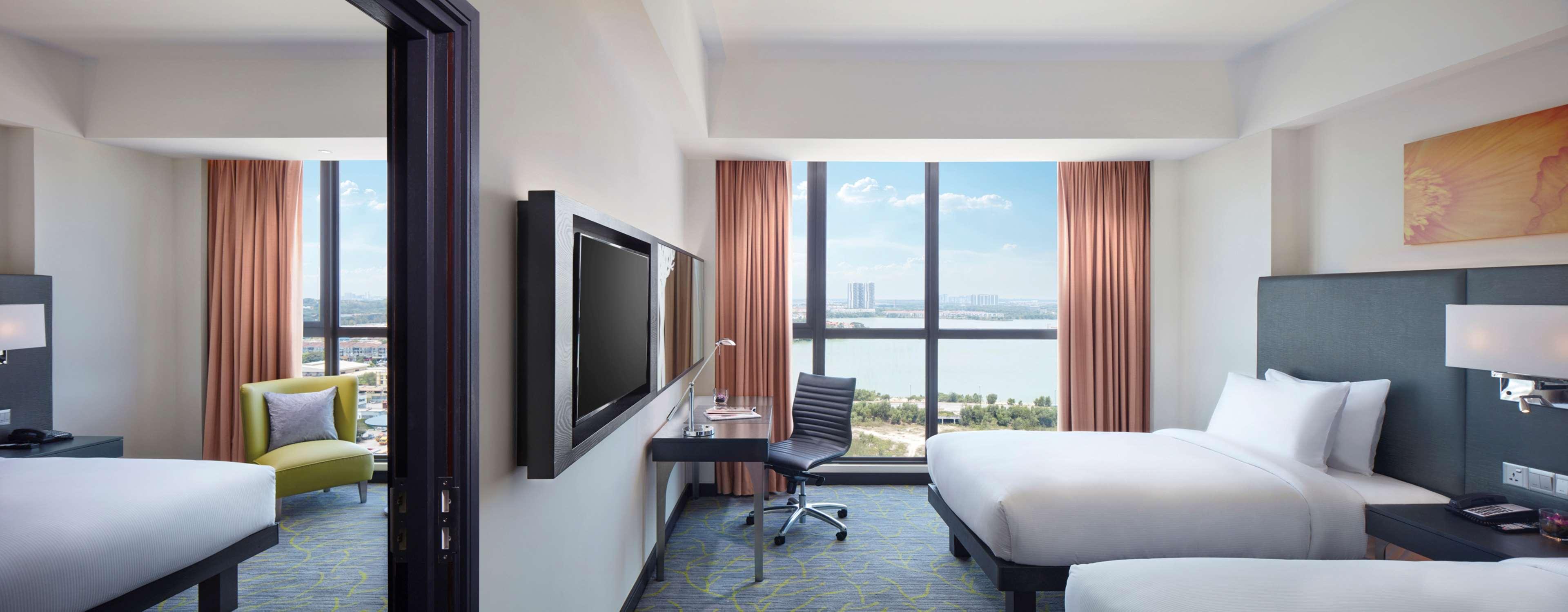 hilton garden inn puchong