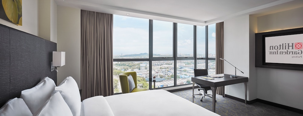 hilton garden inn puchong