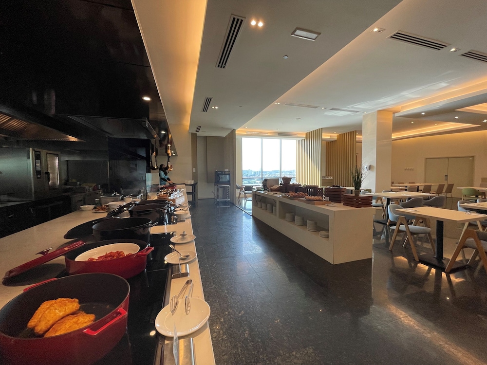 hilton garden inn puchong