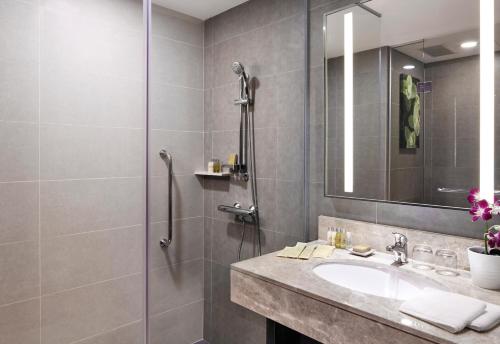 hilton garden inn puchong