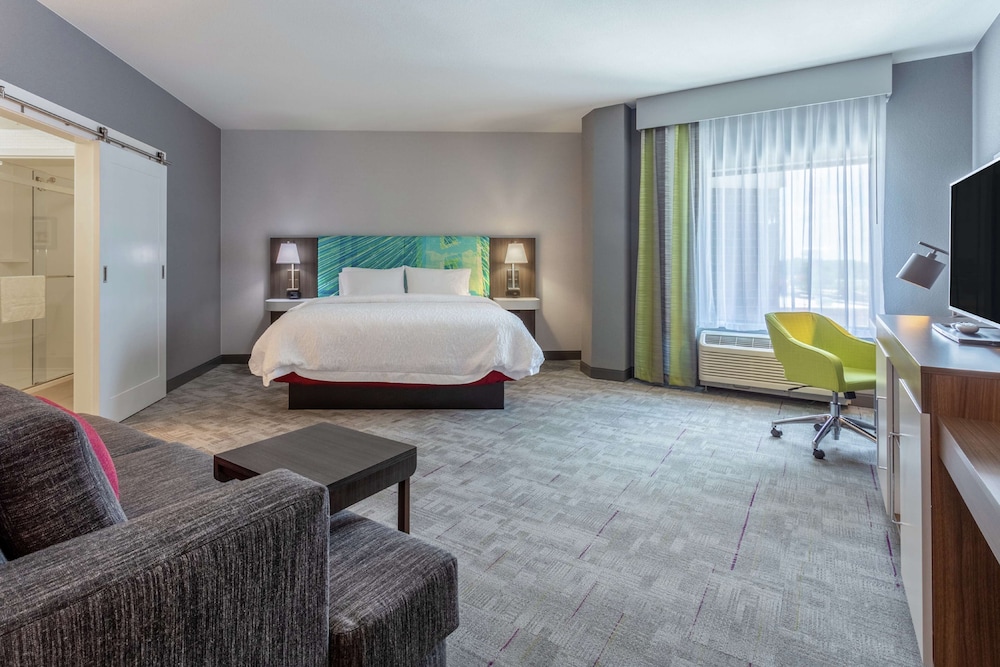 hampton inn and suites burlington