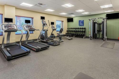 hampton inn and suites burlington