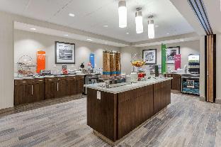 hampton inn and suites burlington