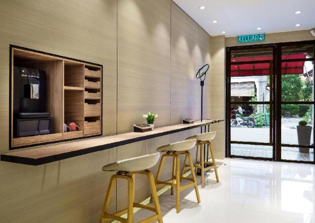hutton central hotel by phc