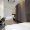 hutton central hotel by phc