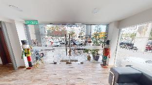 lolex hotel