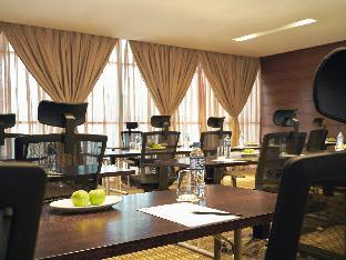movenpick hotel and convention centre klia