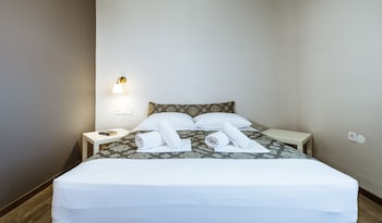 gregory comfort hotel