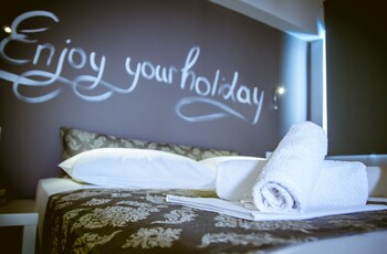 gregory comfort hotel