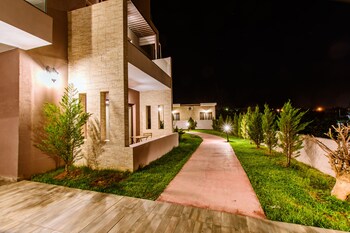 gregory comfort hotel