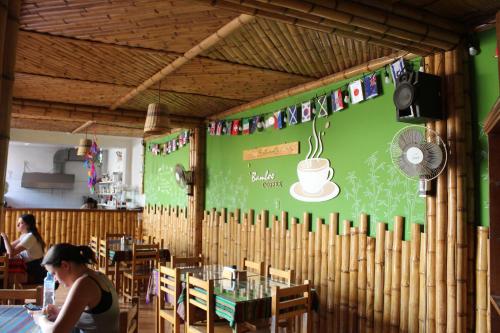 la casa de bamboo