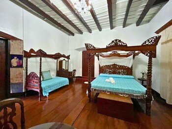 villa angela heritage house