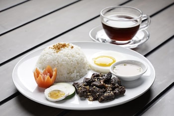 achievers airport hotel