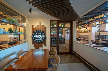 achievers airport hotel