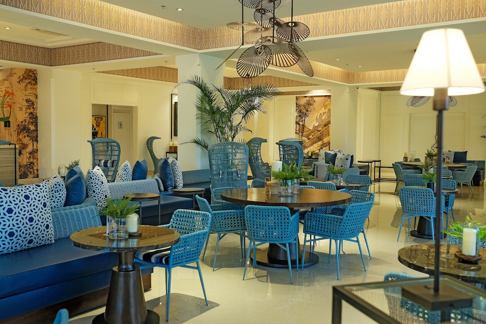 brittany hotel global south