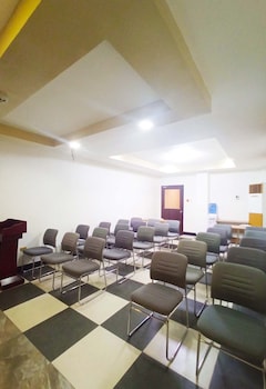 bandj guesthouse and tours