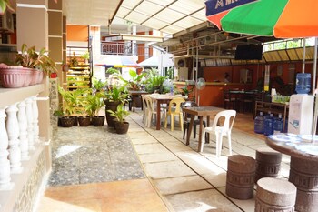 bandj guesthouse and tours