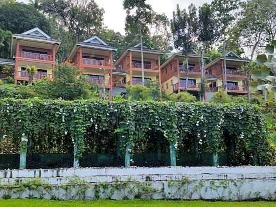 gardens of malasag eco tourism village