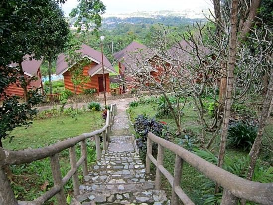 gardens of malasag eco tourism village