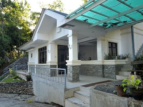 gardens of malasag eco tourism village