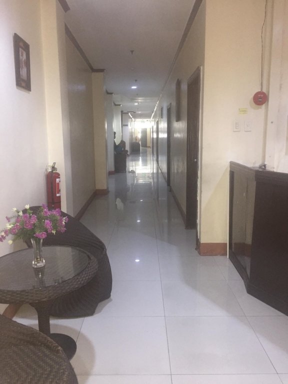 jeamco royal hotel baybay