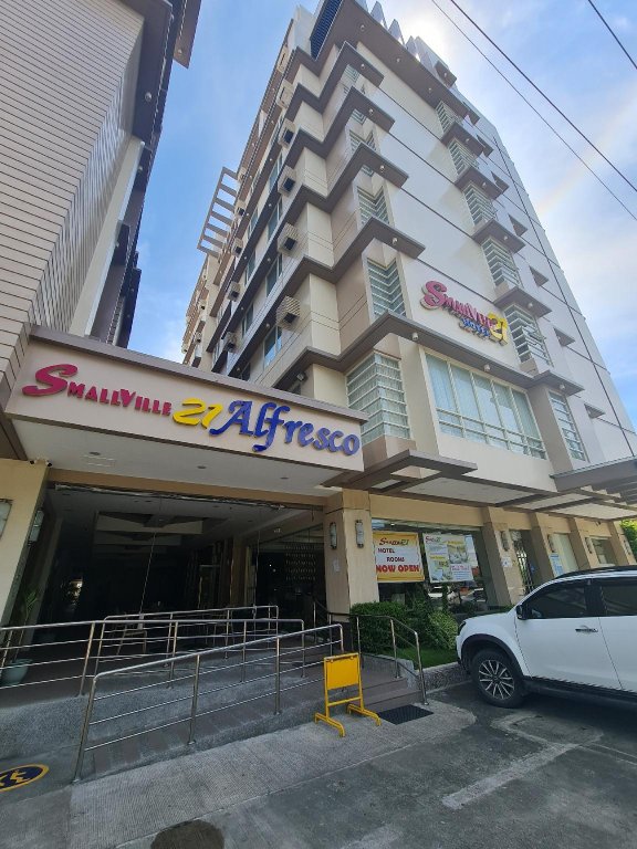 smallville 21 hotel