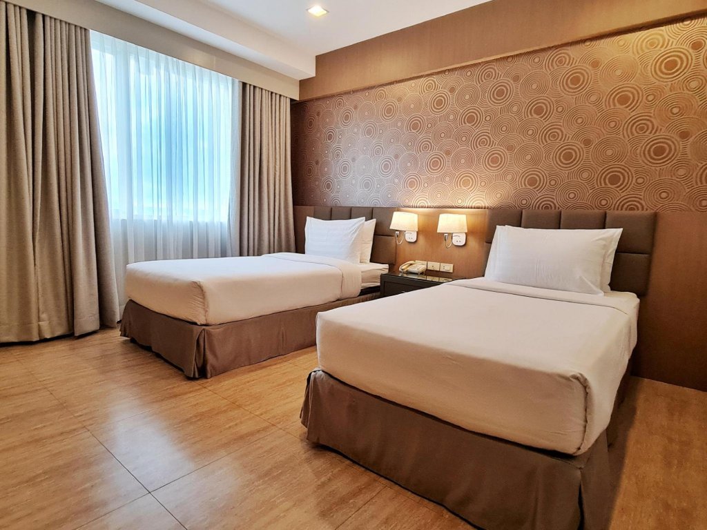 Smallville 21 Hotel,,2 star