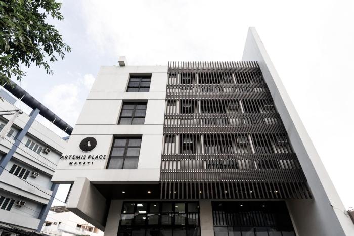 artemis place makati hotel