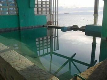 anthonys beach resort