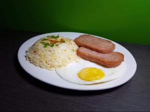 yuj inn pasay