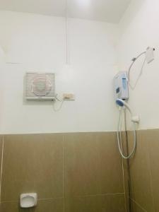 yuj inn pasay